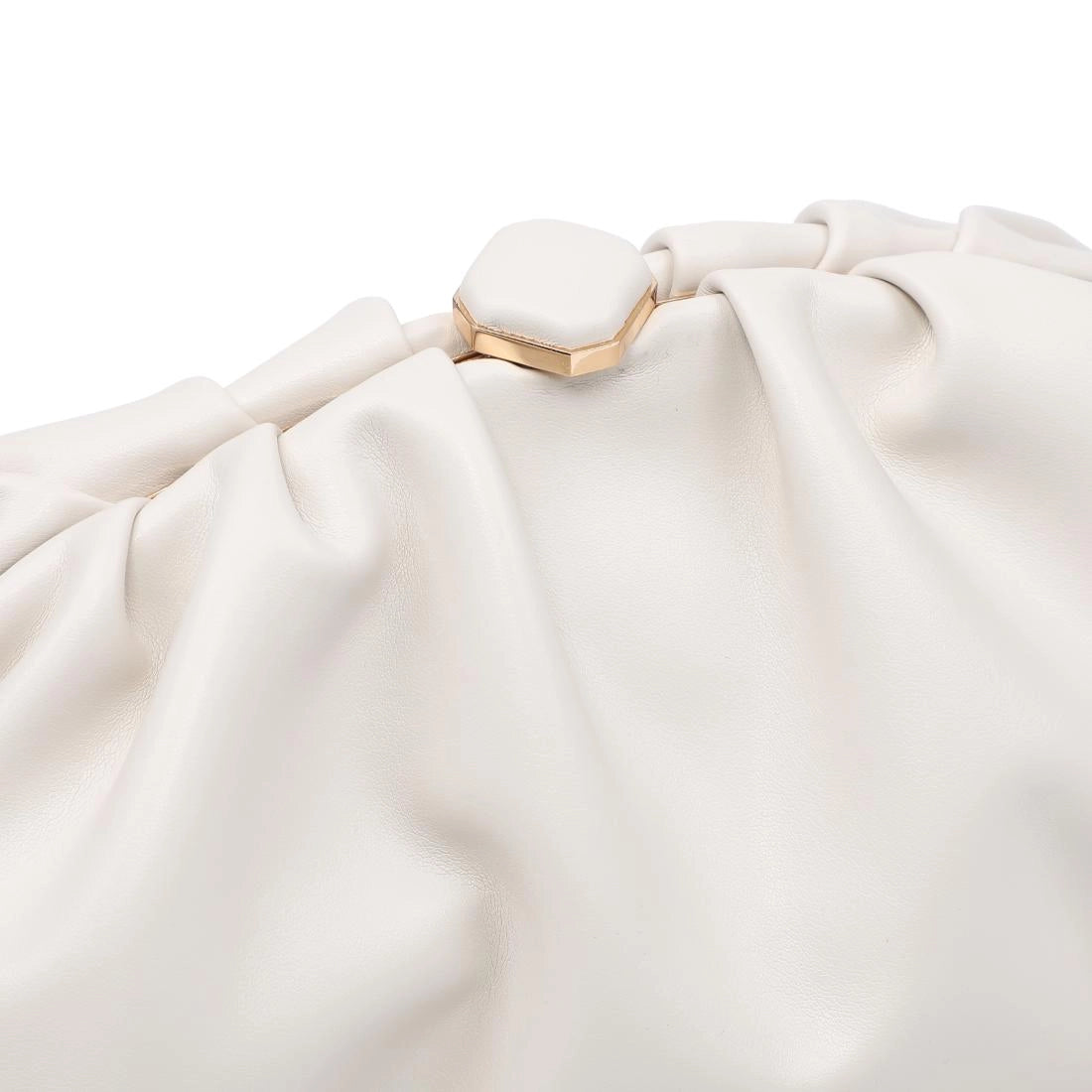 Jennifer Clutch in Cream