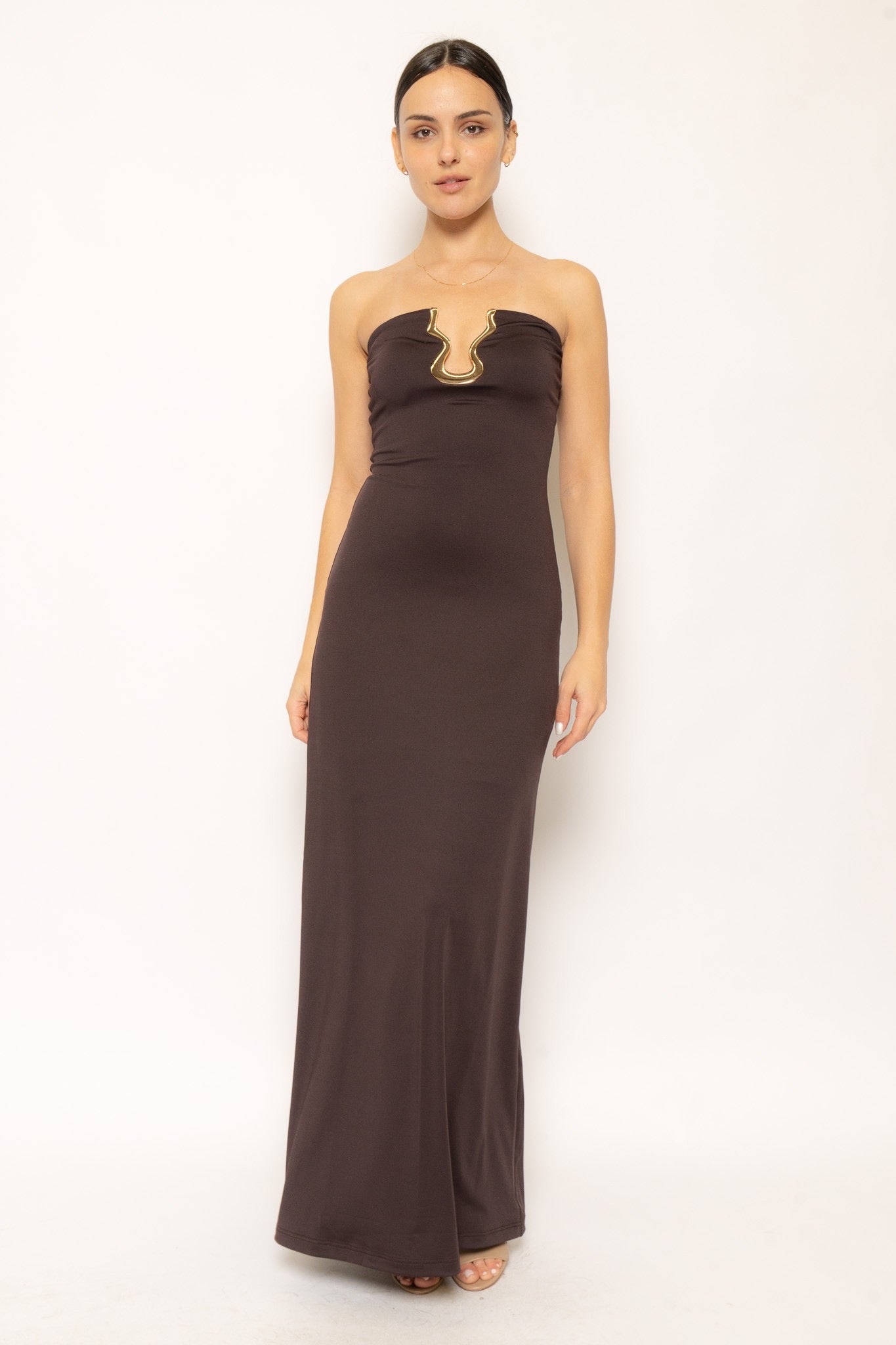 Good detailed strapless maxi dress