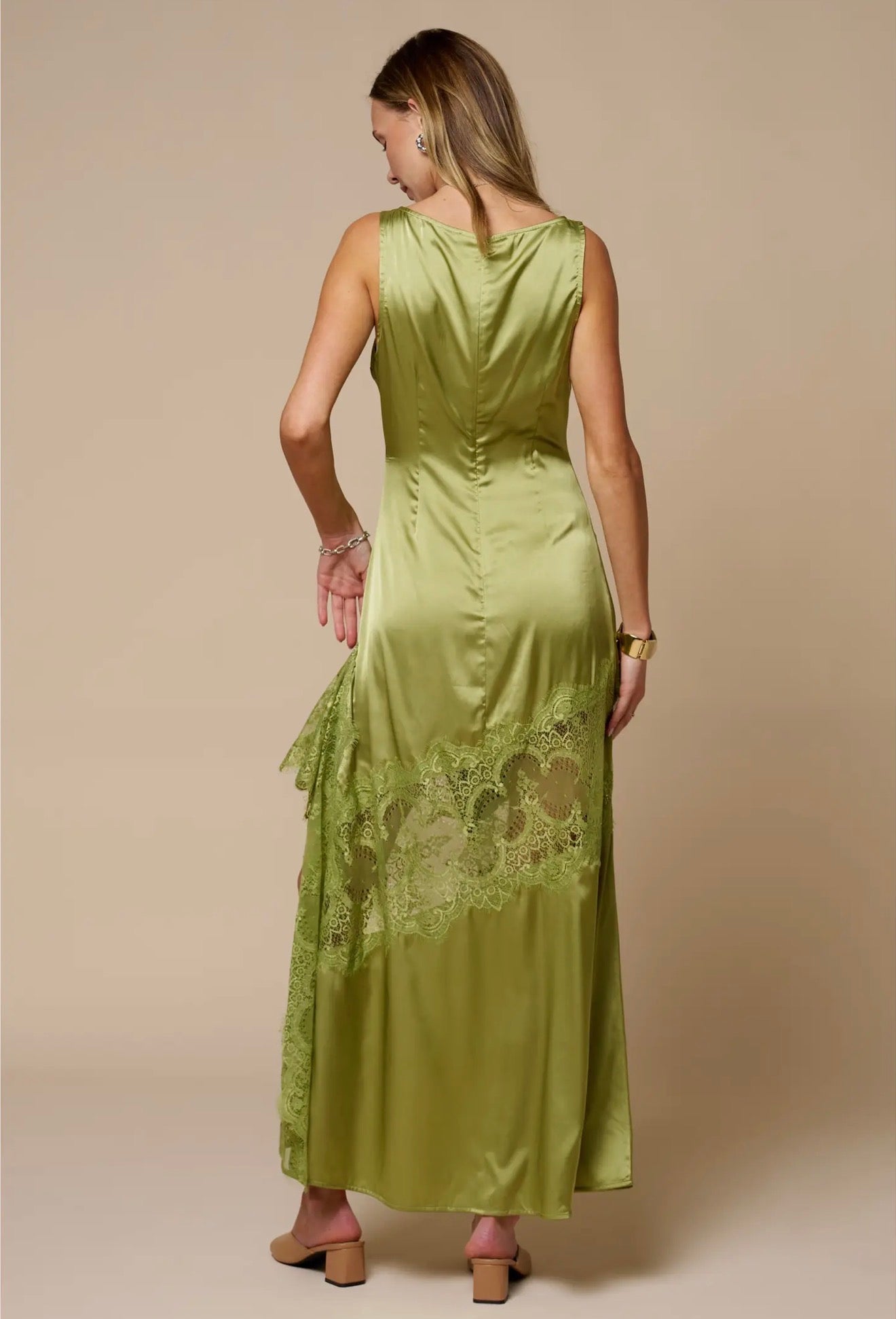 Sleeveless Maxi with side lace slit