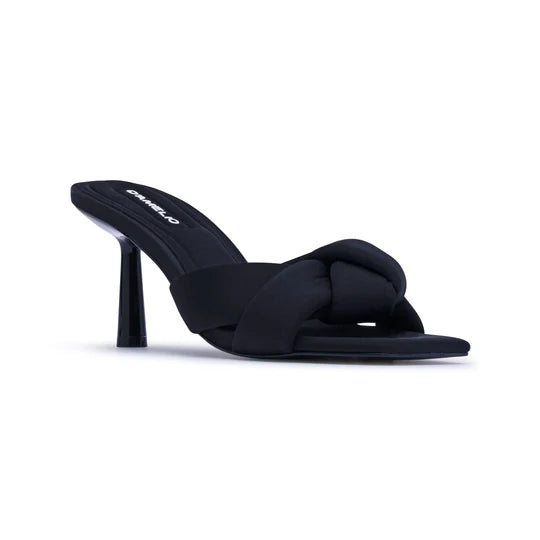 Leenoa Black Heel